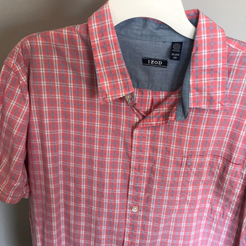 Men’s dress shirt short sleeve